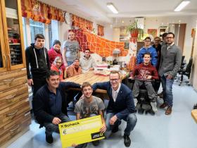 Spendenübergabe an die Tageswerkstätte